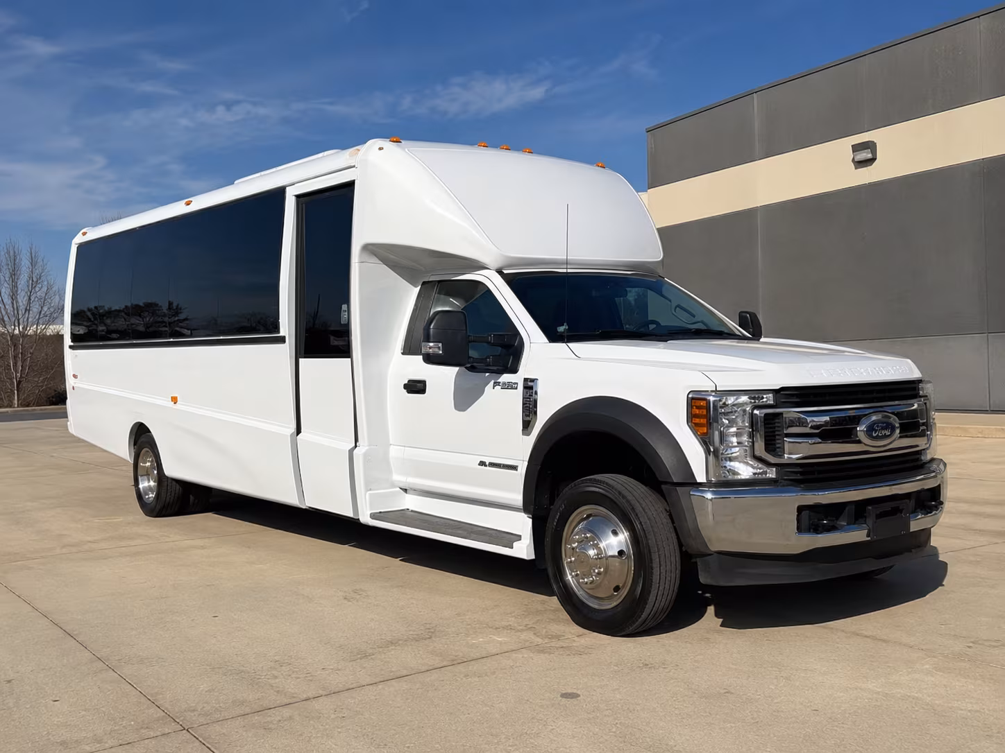 Pomona Airport Shuttle & Transportation party bus exterior