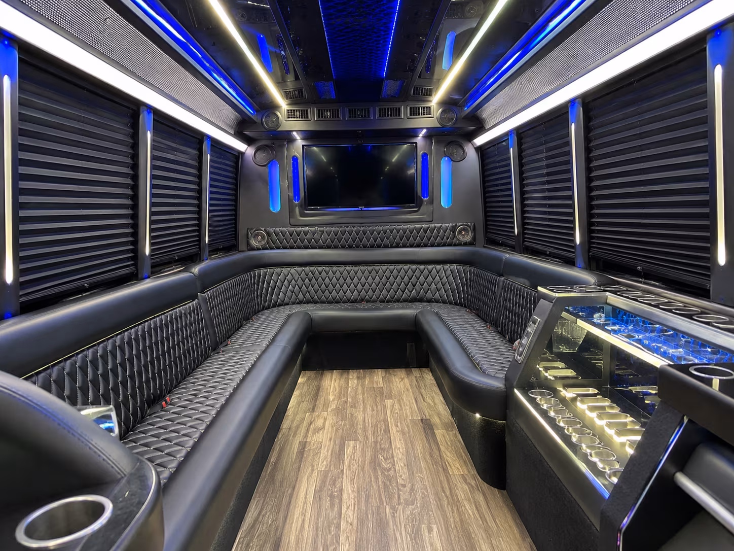 Pomona Birthday, Sweet 16, & Quinceañera Transportation group transportation