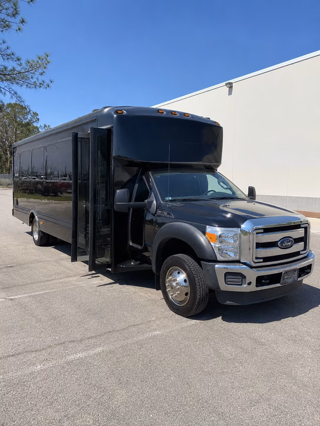 Pomona Sporting Event Transportation group transportation